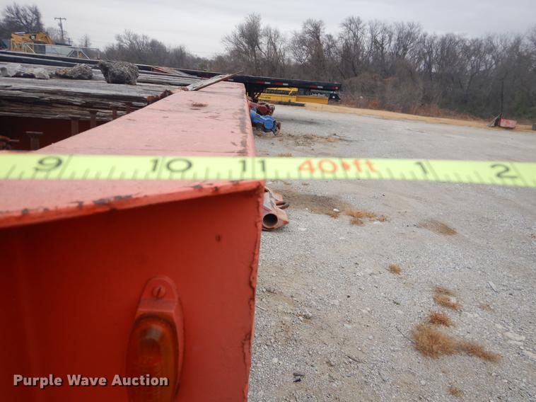 image for item ER9254 1971 Fruehauf flatbed trailer