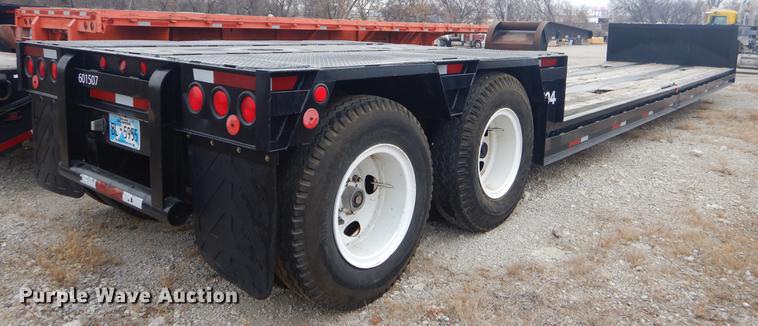 image for item ER9256 1980 Hercules drop deck trailer