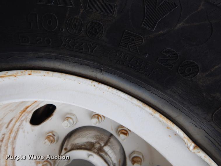 image for item ER9256 1980 Hercules drop deck trailer