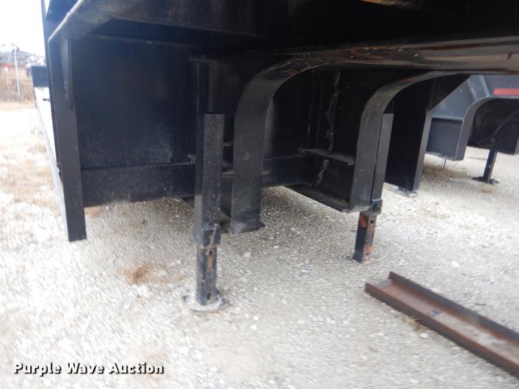 image for item ER9256 1980 Hercules drop deck trailer