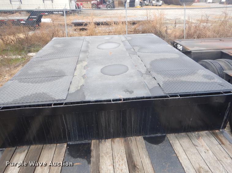 image for item ER9256 1980 Hercules drop deck trailer