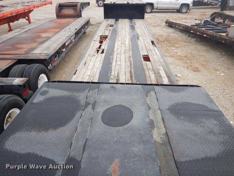 image for item ER9256 1980 Hercules drop deck trailer