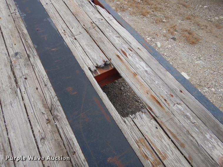 image for item ER9256 1980 Hercules drop deck trailer