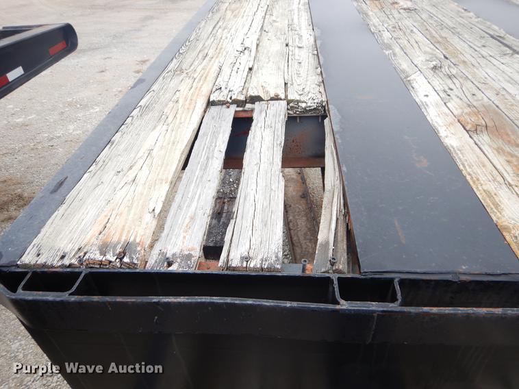 image for item ER9256 1980 Hercules drop deck trailer