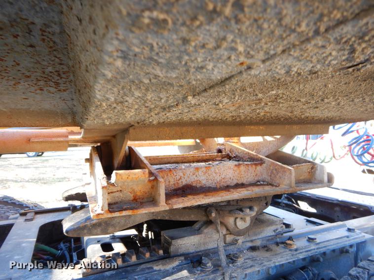 image for item EW9669 1993 Midland bottom dump trailer