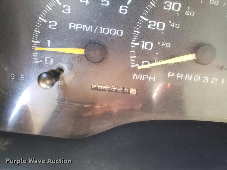 image for item AV9400 1997 Chevrolet 2500 Ext. Cab utility bed pickup truck