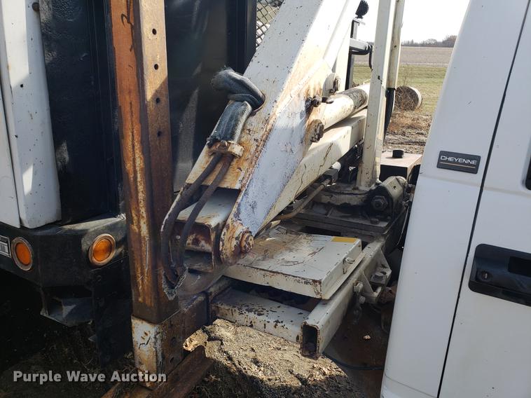 image for item AV9428 1997 Chevrolet 3500 flatbed pickup truck with crane