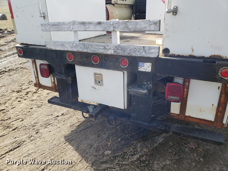 image for item AV9428 1997 Chevrolet 3500 flatbed pickup truck with crane