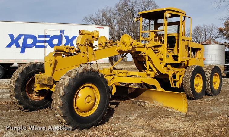 image for item AV9431 Adams 550 rigid frame motor grader
