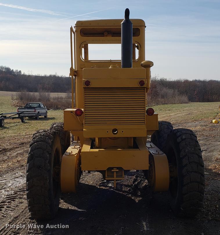 image for item AV9431 Adams 550 rigid frame motor grader