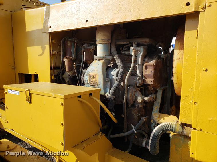 image for item AV9431 Adams 550 rigid frame motor grader