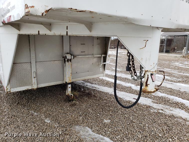 image for item AV9443 2004 Cm Trailers enclosed cargo trailer