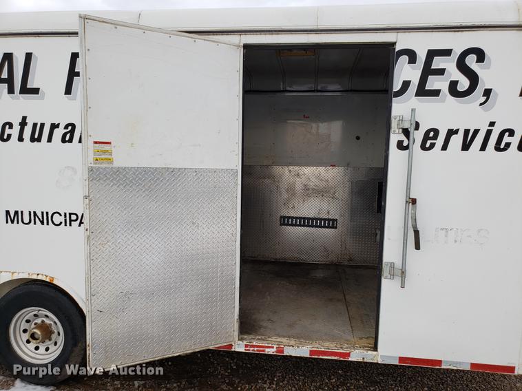 image for item AV9443 2004 Cm Trailers enclosed cargo trailer