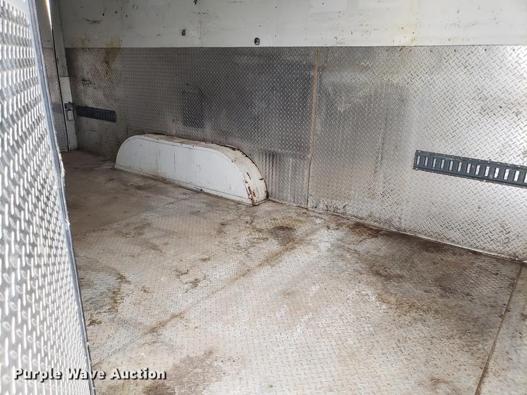 image for item AV9443 2004 Cm Trailers enclosed cargo trailer