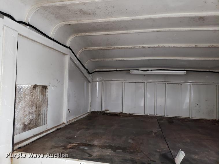 image for item AV9443 2004 Cm Trailers enclosed cargo trailer