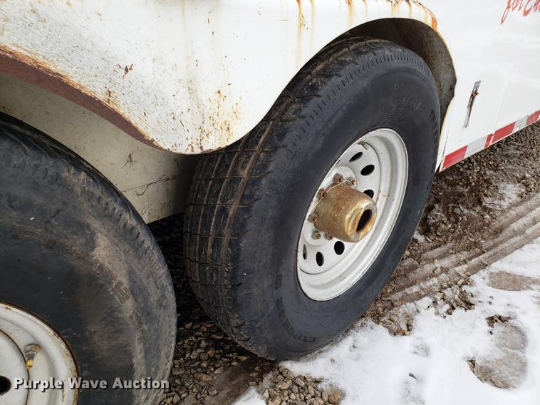 image for item AV9443 2004 Cm Trailers enclosed cargo trailer