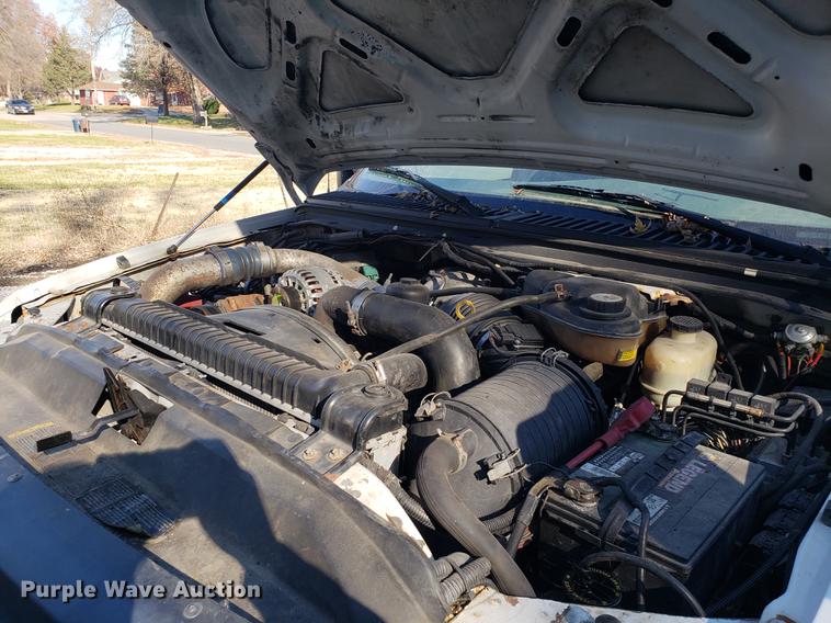 image for item AV9447 2007 Ford F350 Super Duty dump bed pickup truck