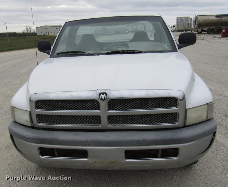 image for item DB2044 2001 Dodge Ram 1500 pickup truck