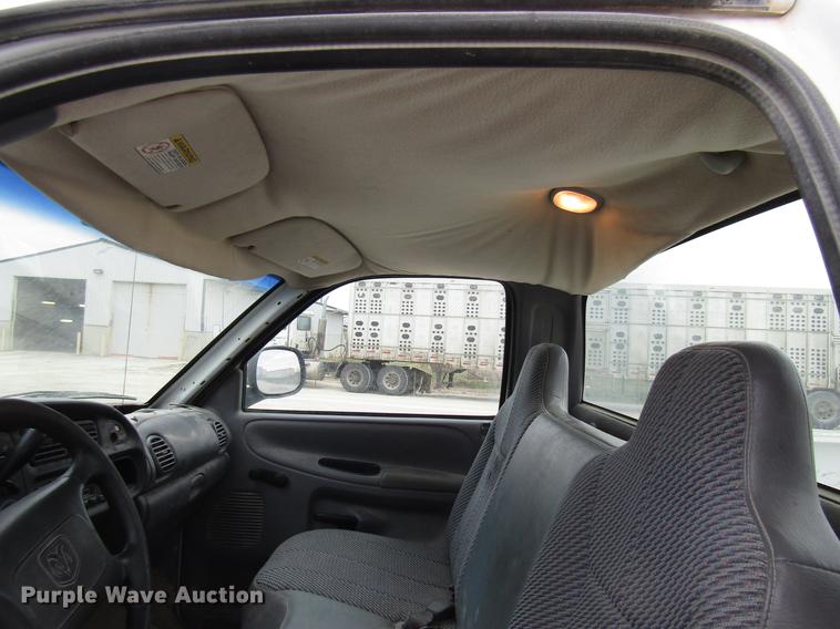 image for item DB2044 2001 Dodge Ram 1500 pickup truck