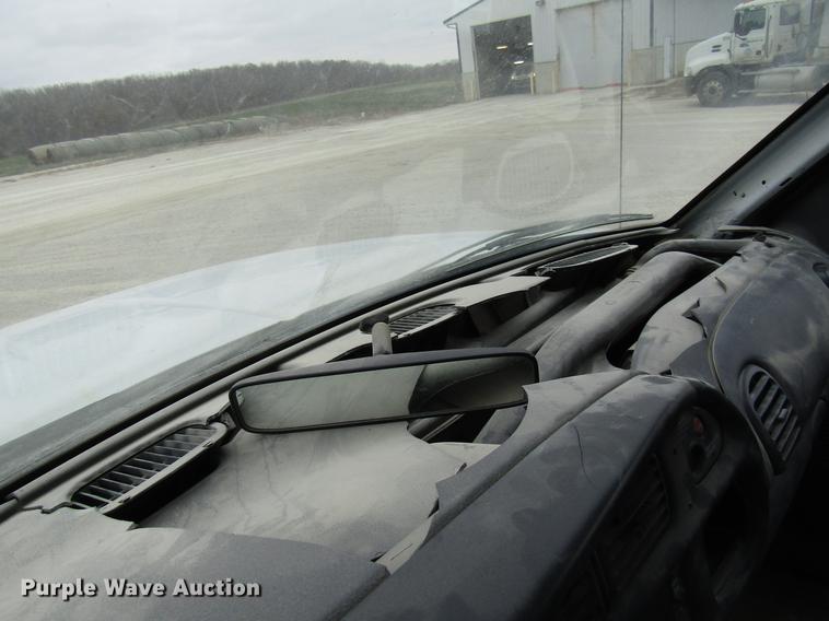 image for item DB2044 2001 Dodge Ram 1500 pickup truck