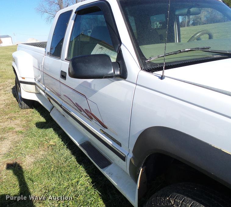 image for item DB2085 1997 Chevrolet 3500 Ext. Cab pickup truck