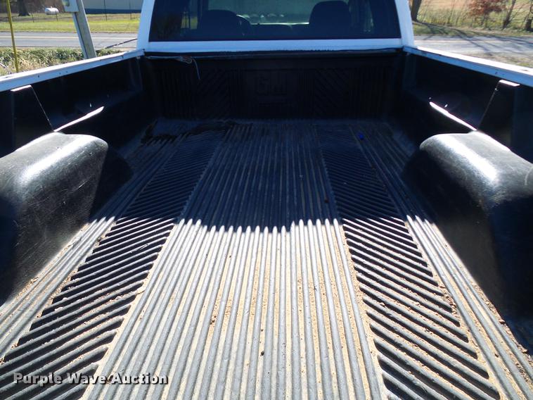 image for item DB2085 1997 Chevrolet 3500 Ext. Cab pickup truck