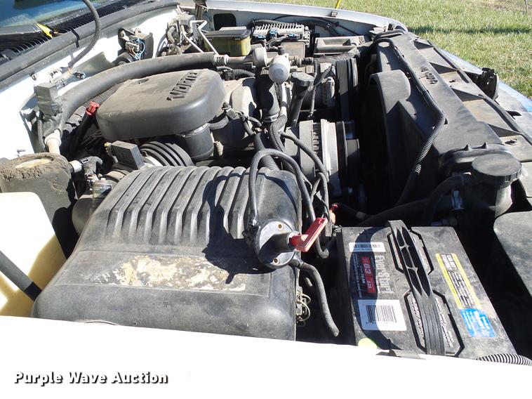 image for item DB2085 1997 Chevrolet 3500 Ext. Cab pickup truck