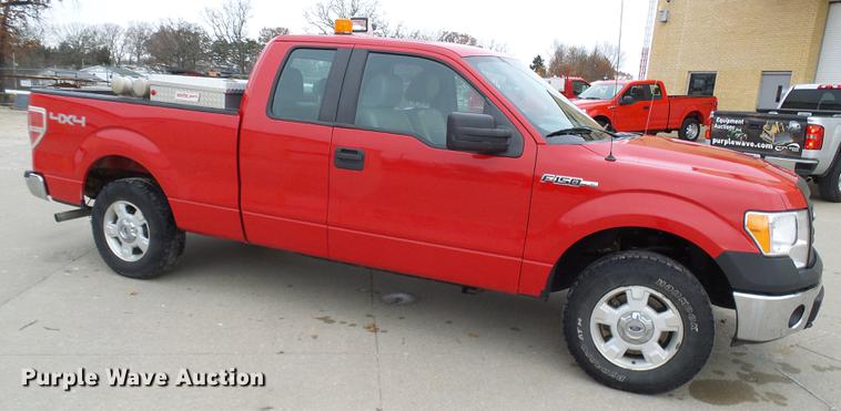 image for item DB2088 2014 Ford F150 SuperCab pickup truck