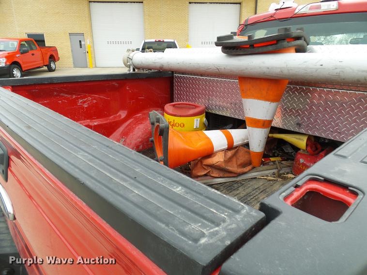 image for item DB2088 2014 Ford F150 SuperCab pickup truck