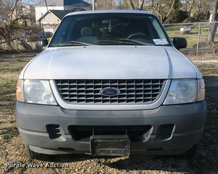 image for item DB8941 2004 Ford Explorer SUV