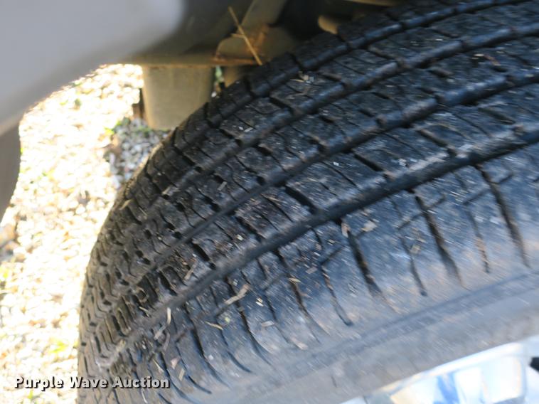 image for item DB8941 2004 Ford Explorer SUV