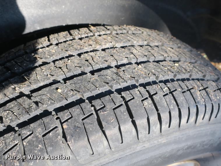 image for item DB8941 2004 Ford Explorer SUV