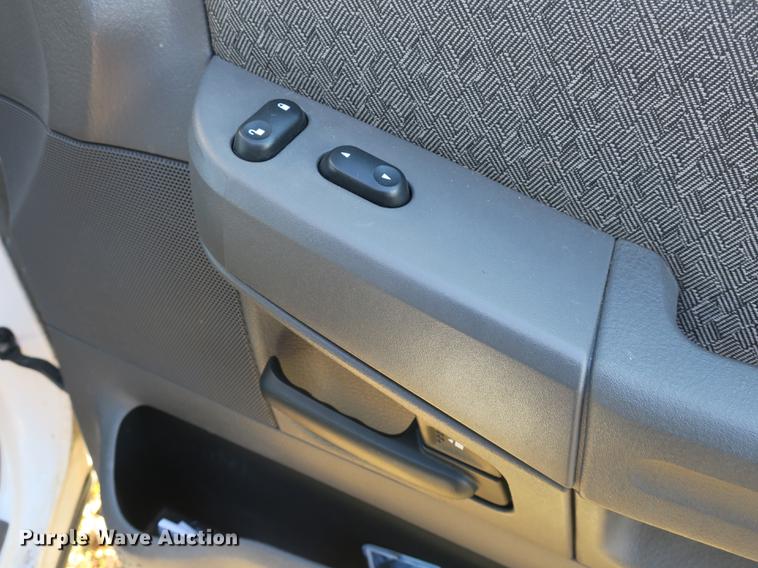 image for item DB8941 2004 Ford Explorer SUV