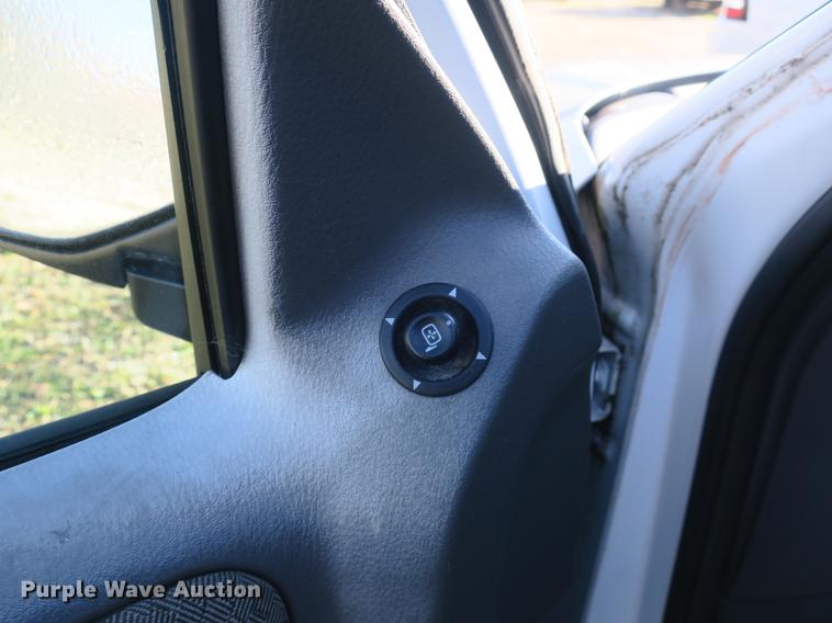 image for item DB8941 2004 Ford Explorer SUV