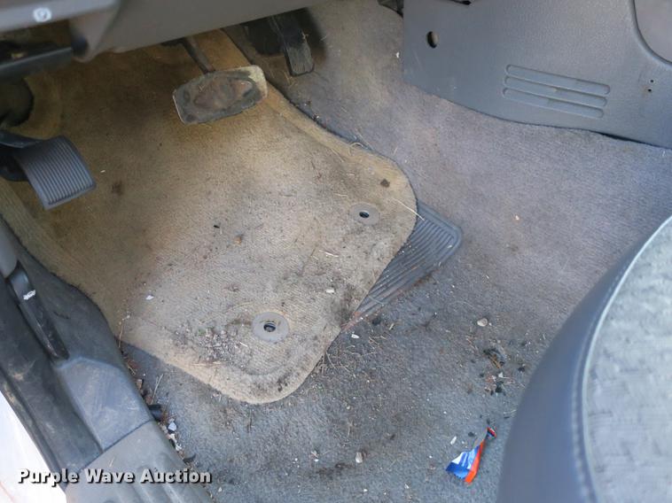 image for item DB8941 2004 Ford Explorer SUV