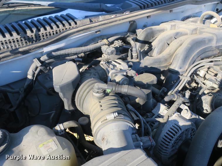 image for item DB8941 2004 Ford Explorer SUV