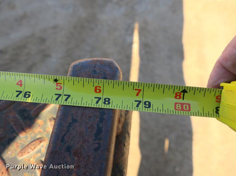 image for item DB8946 2003 Chevrolet Silverado 2500HD flatbed pickup truck