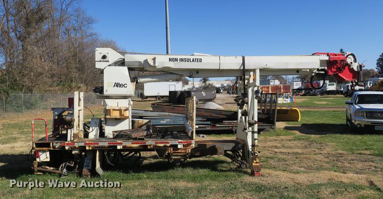 image for item DB8947 Altec PHHT-107B digger derrick bed