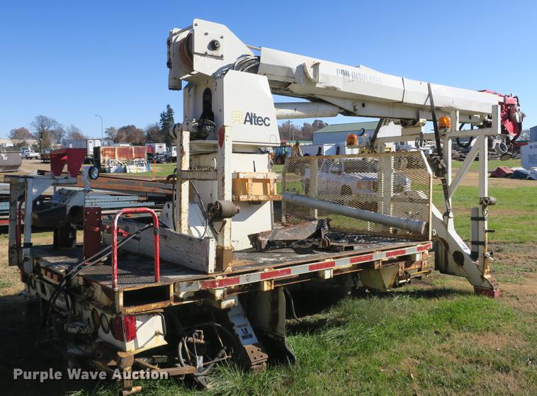 image for item DB8947 Altec PHHT-107B digger derrick bed