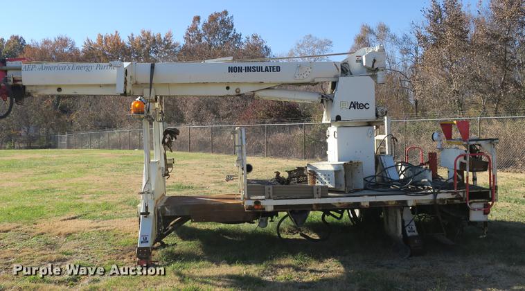 image for item DB8947 Altec PHHT-107B digger derrick bed