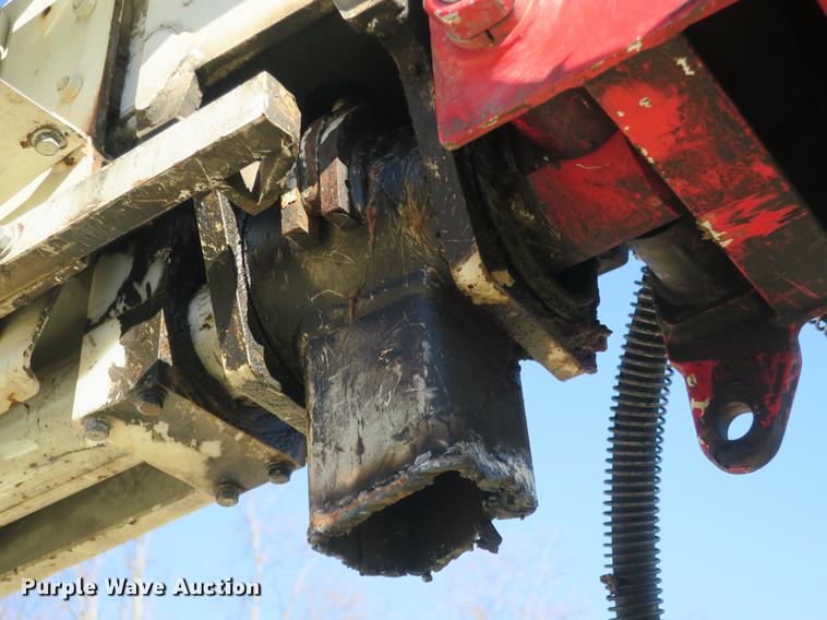 image for item DB8947 Altec PHHT-107B digger derrick bed