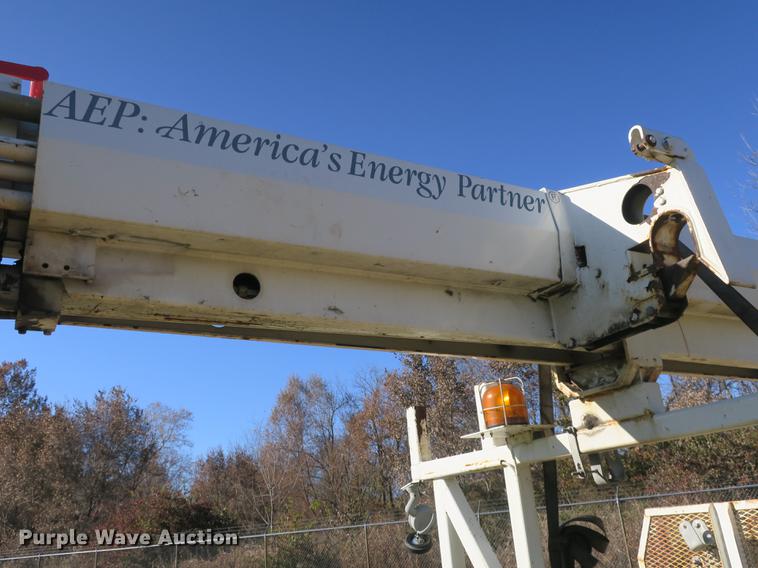 image for item DB8947 Altec PHHT-107B digger derrick bed