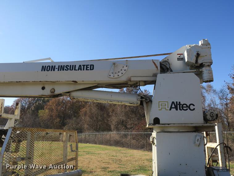 image for item DB8947 Altec PHHT-107B digger derrick bed