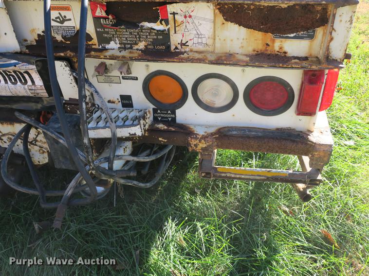 image for item DB8947 Altec PHHT-107B digger derrick bed