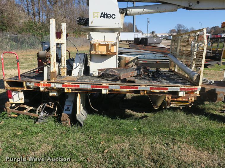 image for item DB8947 Altec PHHT-107B digger derrick bed