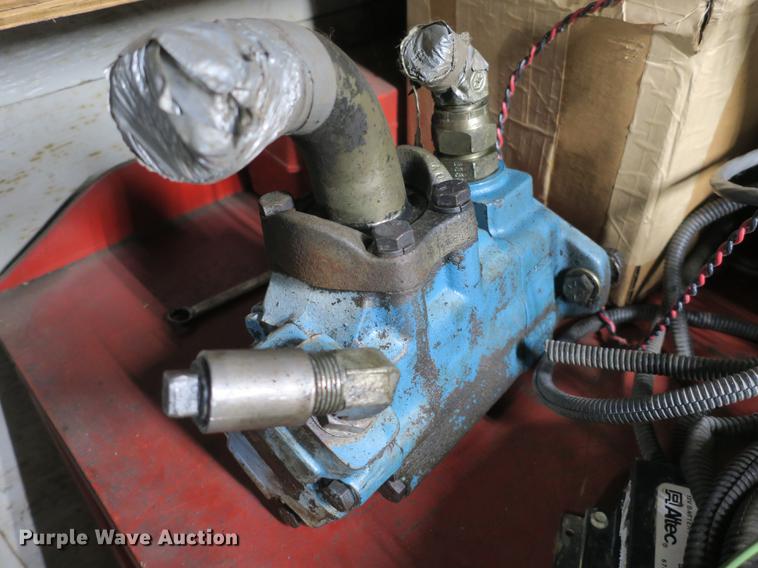 image for item DB8947 Altec PHHT-107B digger derrick bed