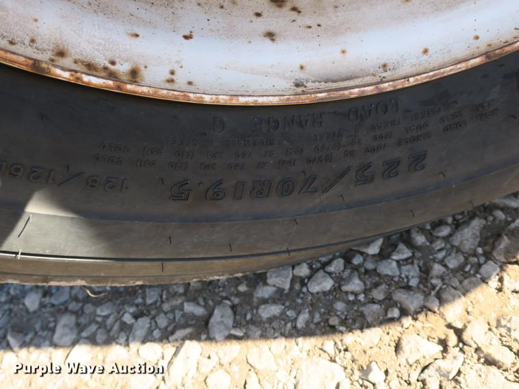 image for item DB8949 2007 Ford LCF truck cab and chassis