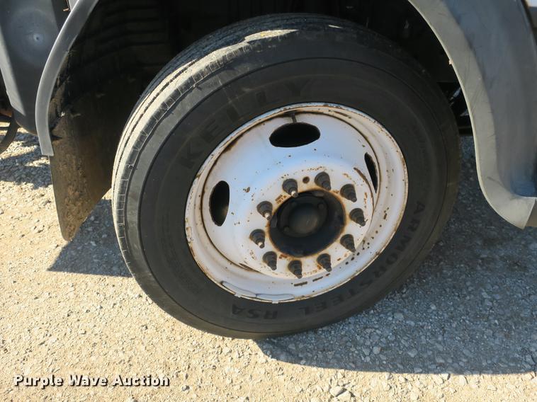 image for item DB8949 2007 Ford LCF truck cab and chassis