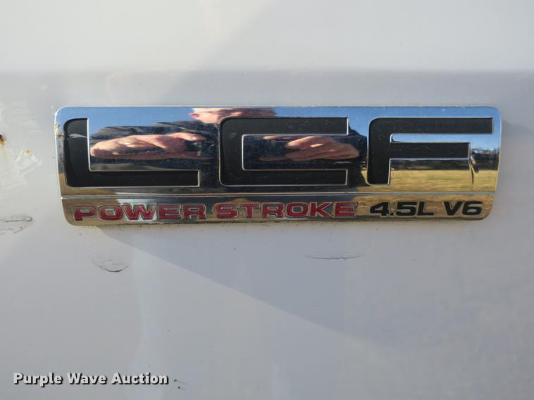 image for item DB8949 2007 Ford LCF truck cab and chassis