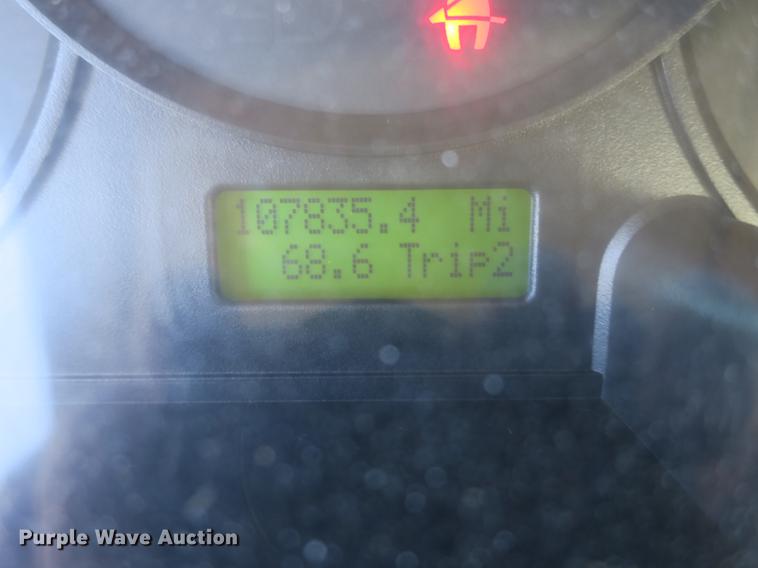 image for item DB8949 2007 Ford LCF truck cab and chassis